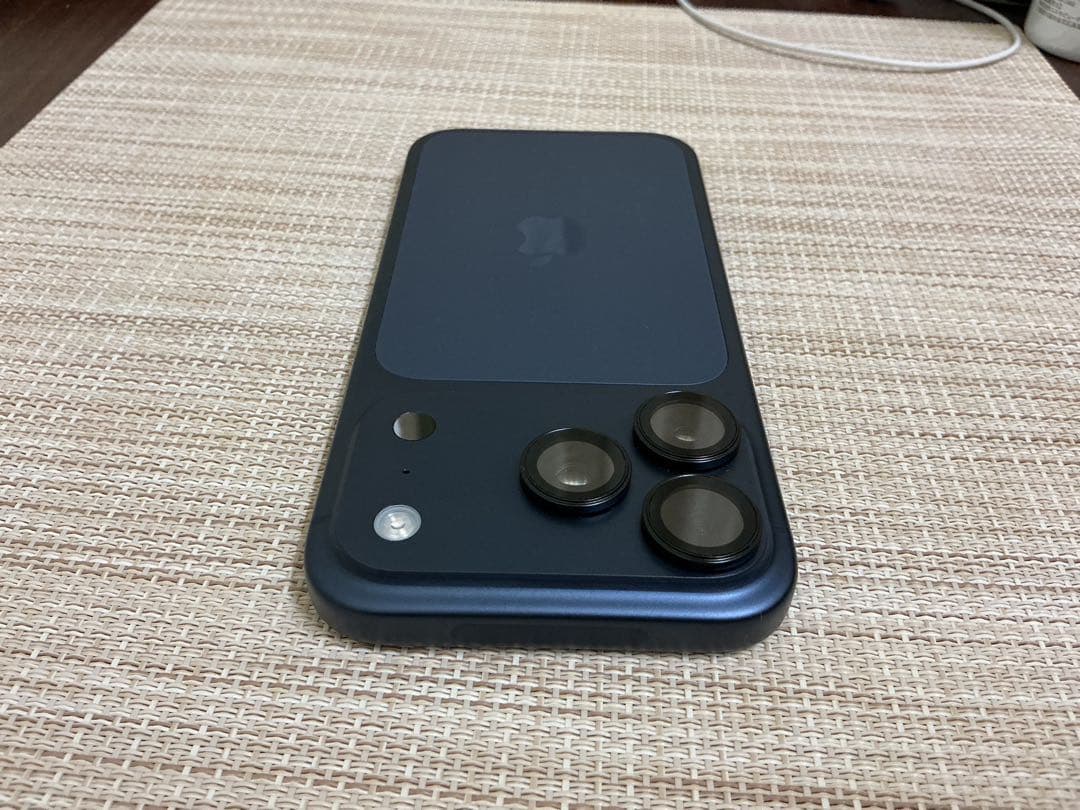 【美品】iPhone 17Pro 256G本体 バッテリー容量100% 箱付き