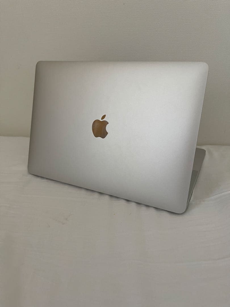 MacBook Pro M1 Touchbar 2020 8GBマックブックプロ