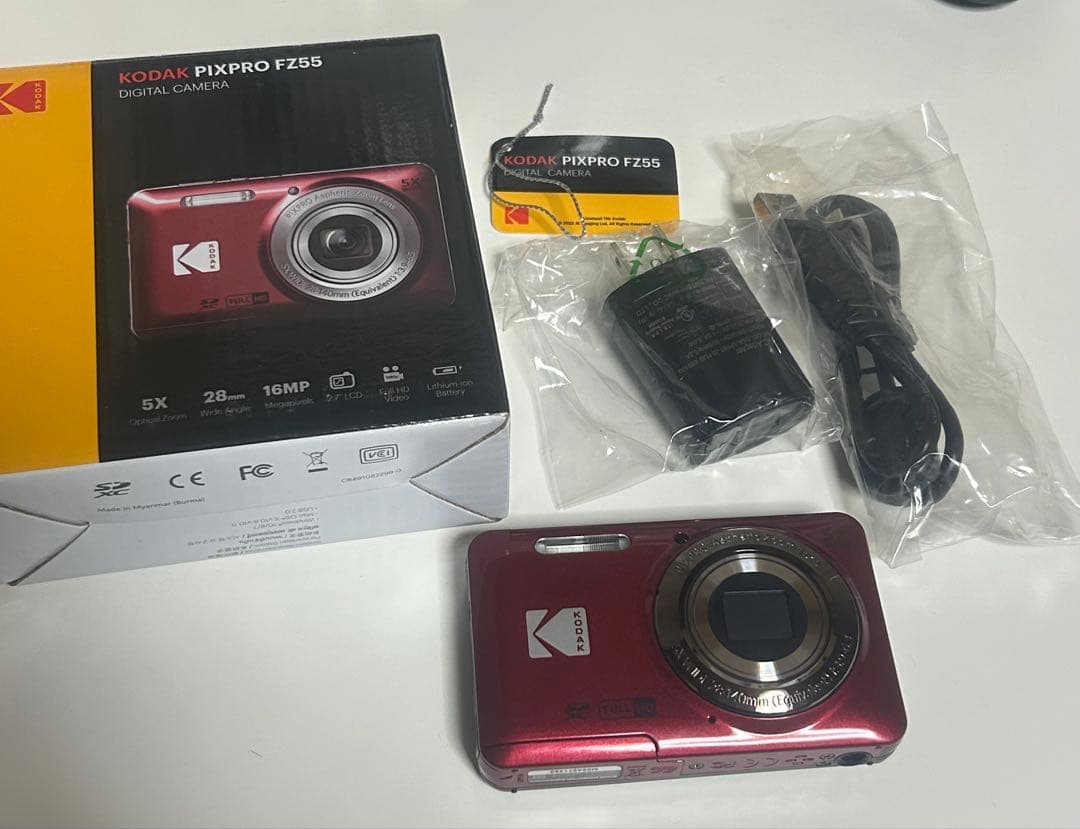 Kodak PIXPRO FZ55 デジタルカメラ レッド