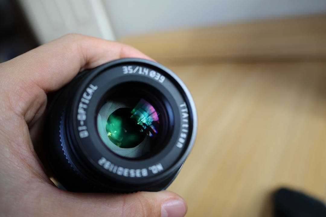 TTArtisan 35mm f1.4 Canon RFマウント用