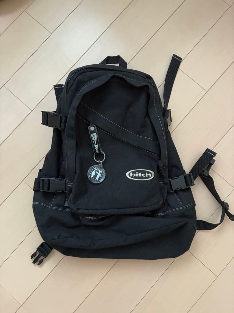 bitch skateboards ビッチ スケートボード　リュック　バッグ