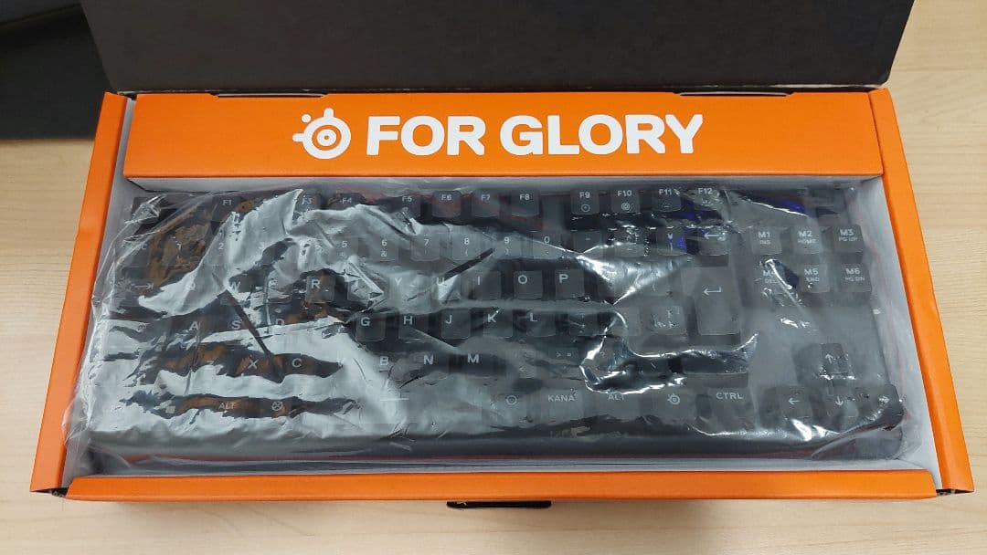 【steelseries】APEX PRO TKL US配列