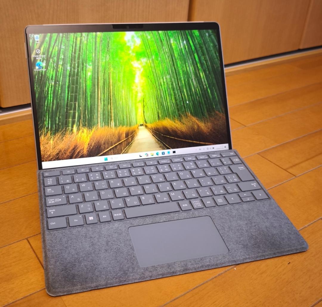 Microsoft Surface Pro 8 + 純正キーボード・スタイラス