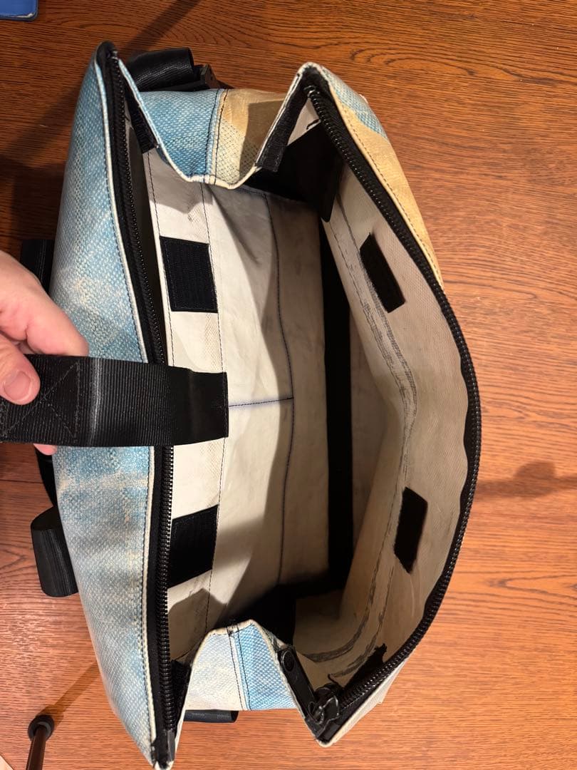 FREITAG LOIS ベージュ/スカイブルー