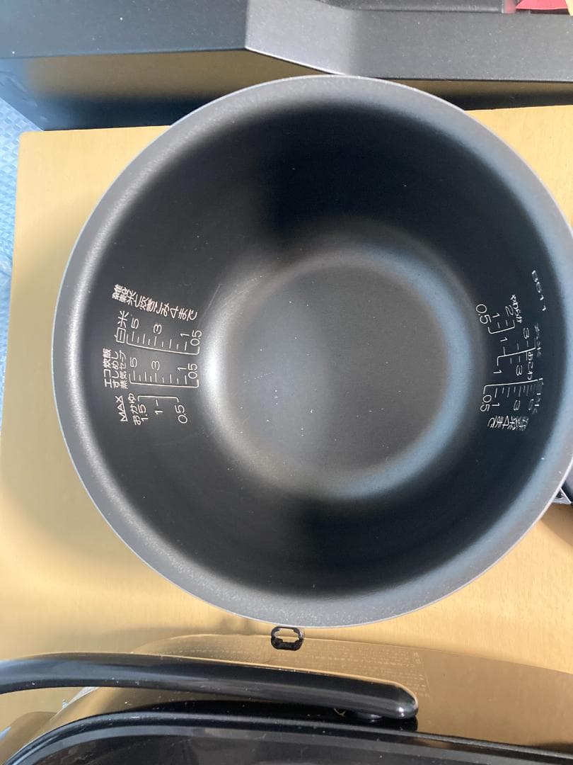 ★2021年製★ 象印　NP-ZV102BK　　圧力IH炊飯ジャー5.5合炊き