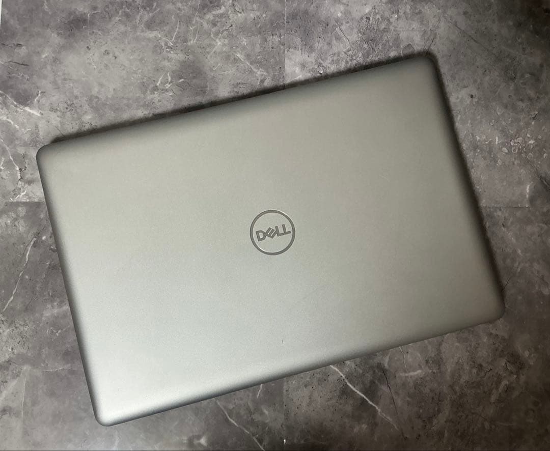 美品 DELL inspiron 17 インチ corei7 第10世代