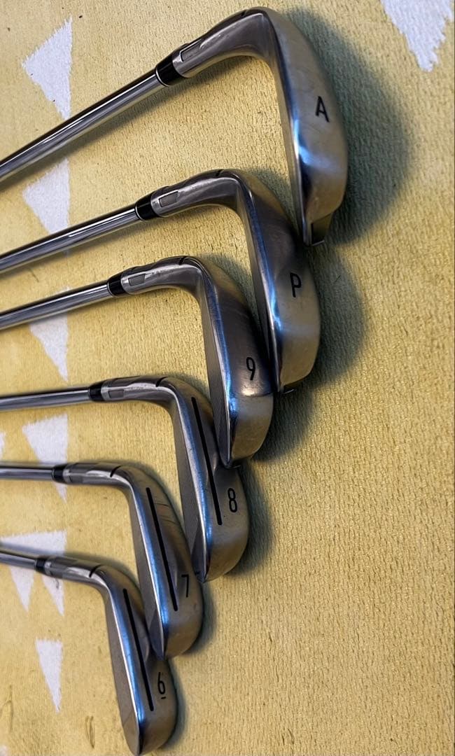 テーラーメイドステルス　6〜A シャフト　ダイナミックゴールド　120 S200