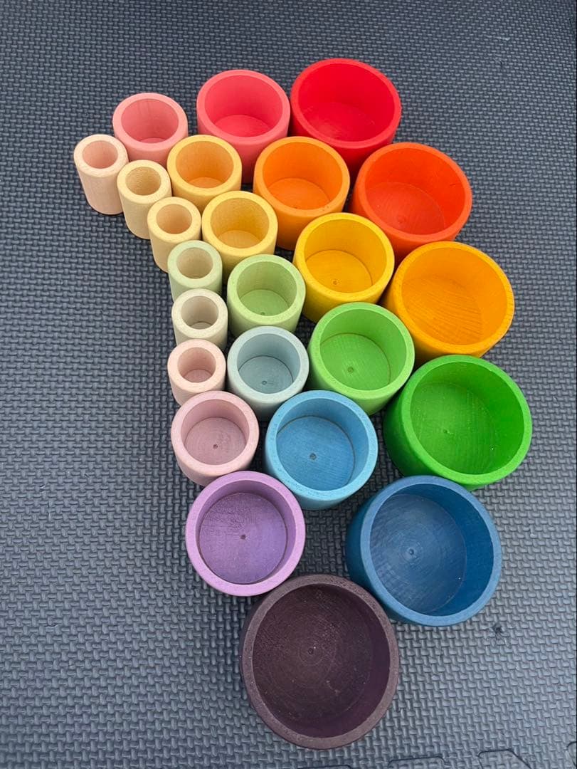 GRAPATグラパット / ネストボウル　木製　積み木セット　虹色