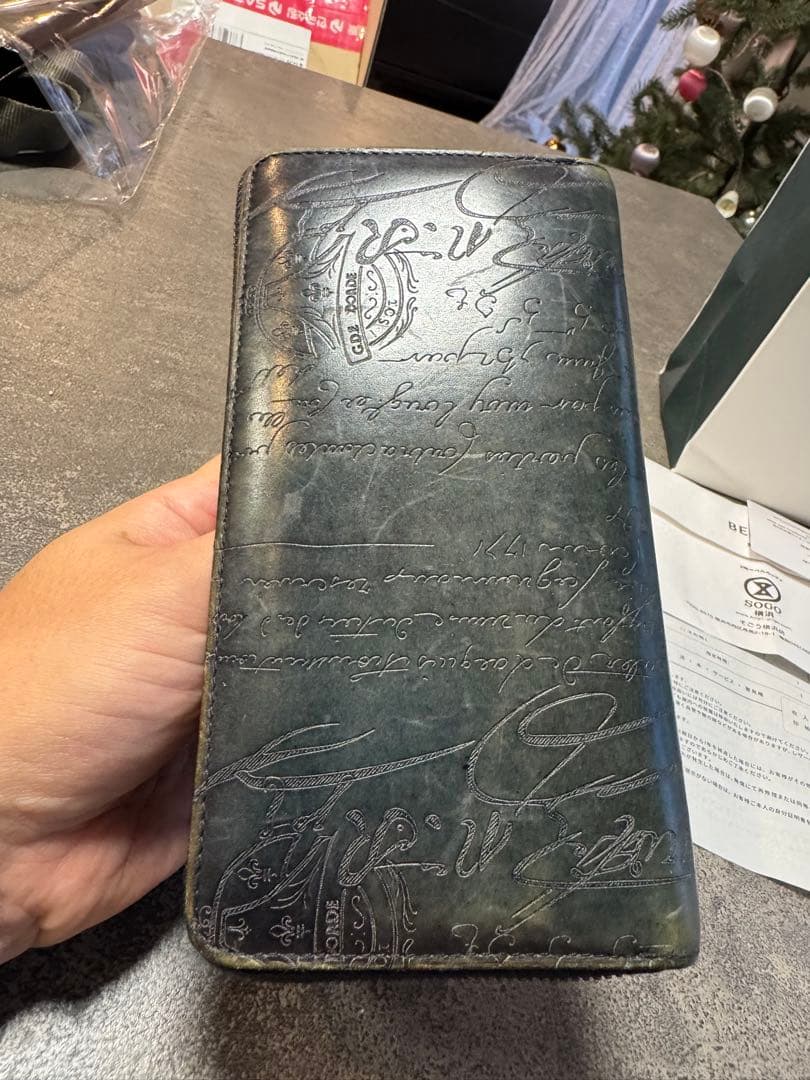 ベルルッティ 定価20.4万円 イタウバ ロングジップウォレット
