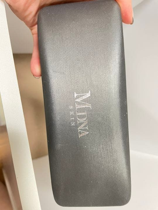 MDNA SKIN クレイ　マスク　マドンナ