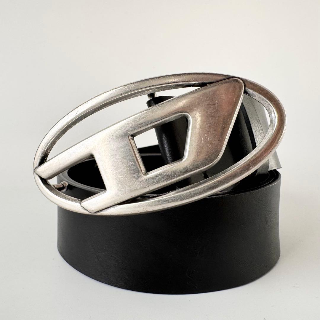 【美品】DIESEL レザー　べルト ブラック ロゴ バックル