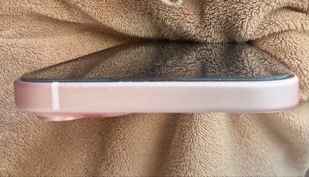 美品　Apple iPhone 15 Plus 256gピンク