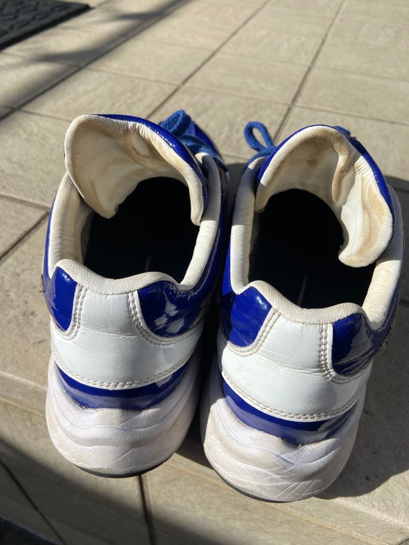 Mizuno トレーニングシューズ 青/白/金