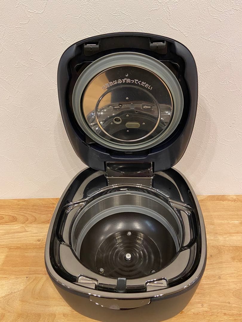 JPL-A100　タイガー圧力IH炊飯ジャー　ハイエンドモデル