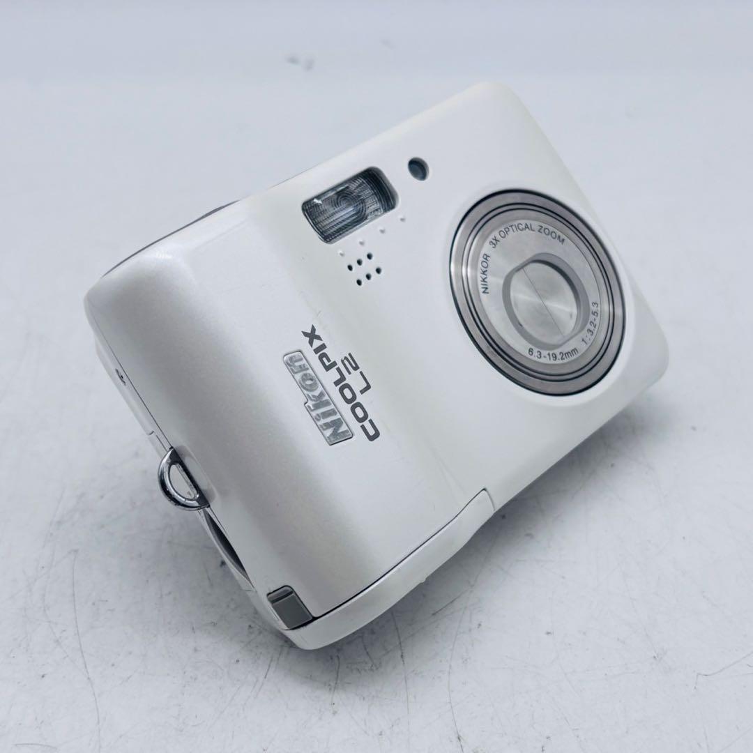 【美品動作確認済み】Nikon COOLPIX L2 単三電池