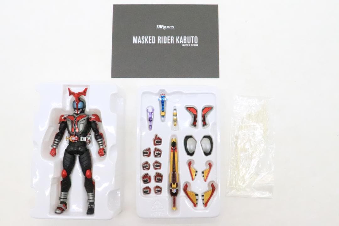S.H.F 仮面ライダーカブト ハイパーフォーム 30-JD0121-05