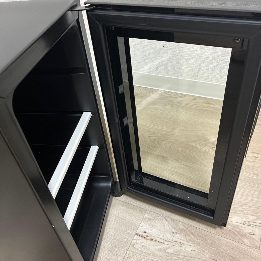 Shelddi ブラック 家庭用小型冷蔵庫 ガラスドア 3段　23L