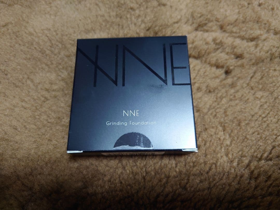 NNE グラインディングファンデーション 3パックとケース・メークキープミスト