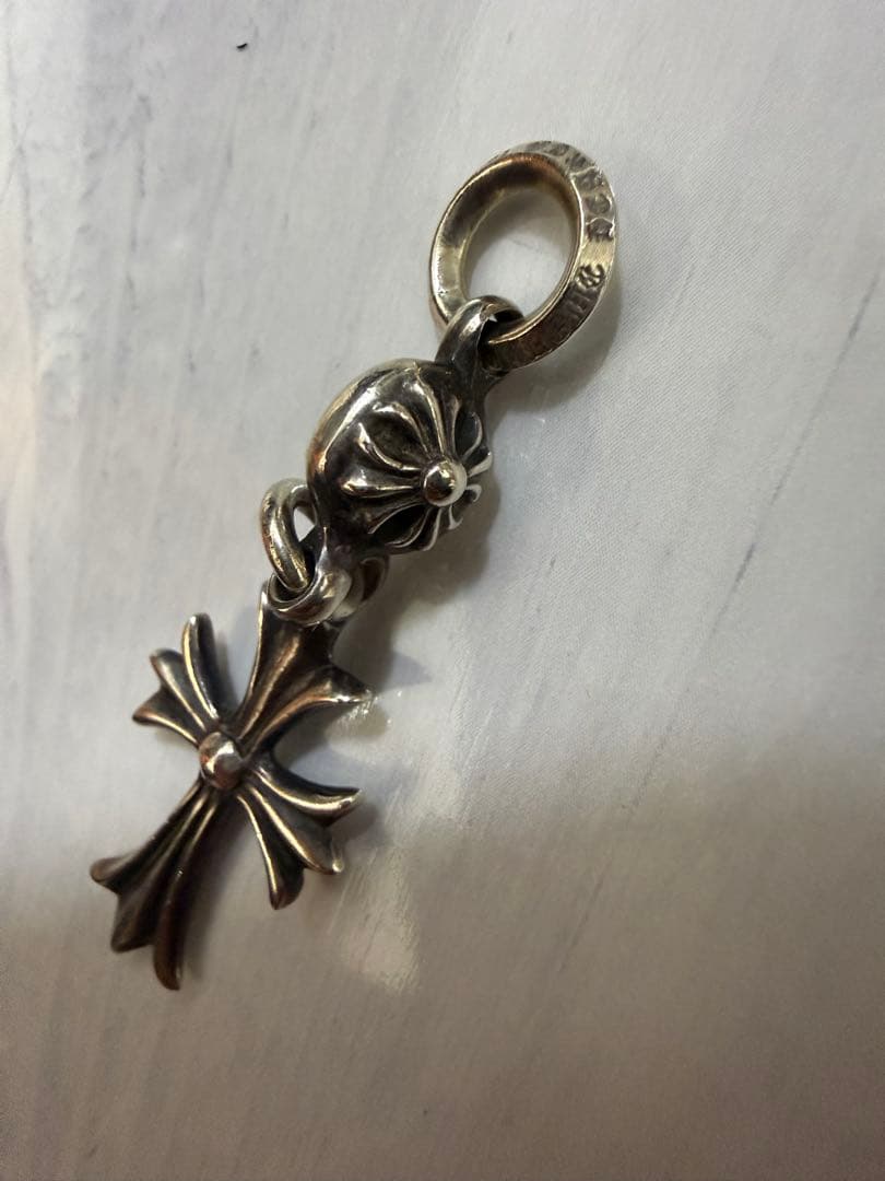 クロムハーツ ワンボールタイニーCHクロス