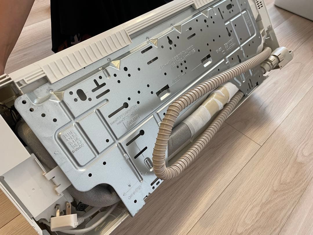 Panasonic Eolia ホワイトエアコン 本体