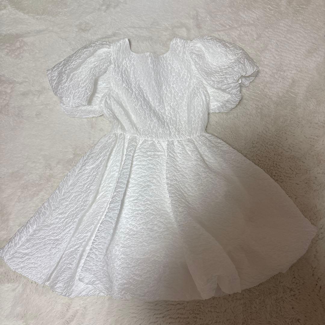 【即日発送】トリートユアセルフ バルーンフラワージャガードワンピース ホワイト