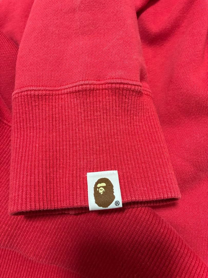 じょ様限定　バックプリント付き A BATHING APE レッド パーカー