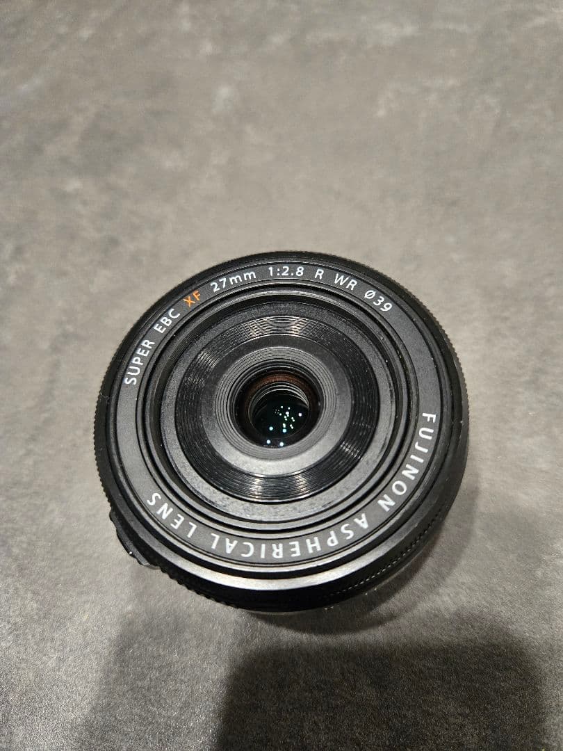 FUJIFILM XF27mmF2.8 R WR レンズ