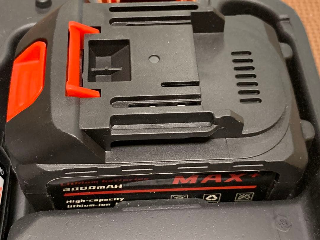 羊、馬、牛　コードレス電動バリカン　GDJOB HC-550　バッテリー2個