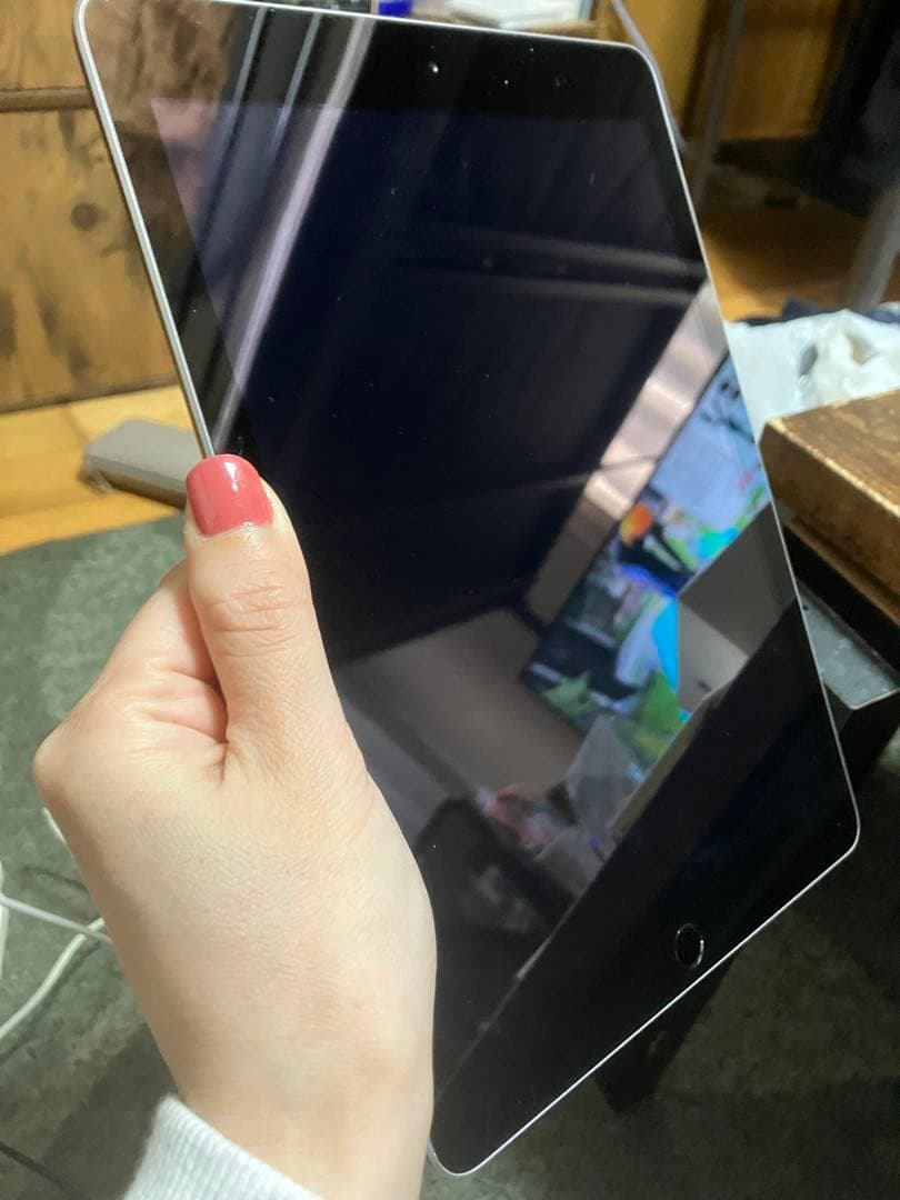 【美品】iPad 第5世代　スペースグレイWi-Fi 32G シートシール付き