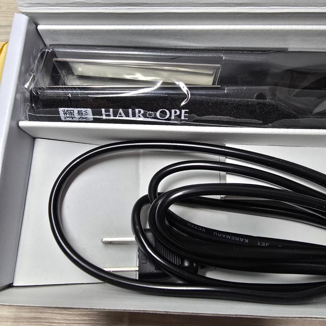 #サニープレイス 新品未使用11月購入　MGプラチナ輝髪アイロン黒