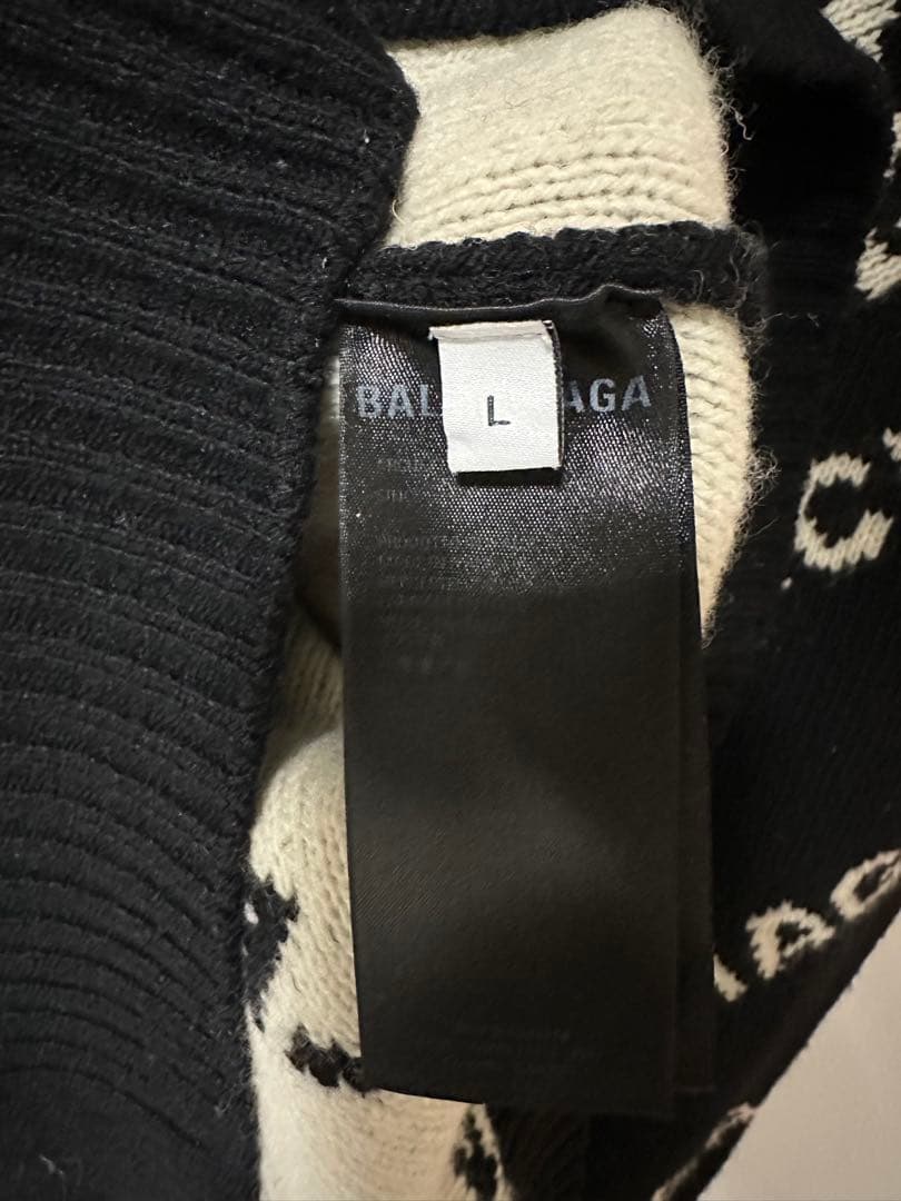 バレンシアガ　ニット　Lサイズ