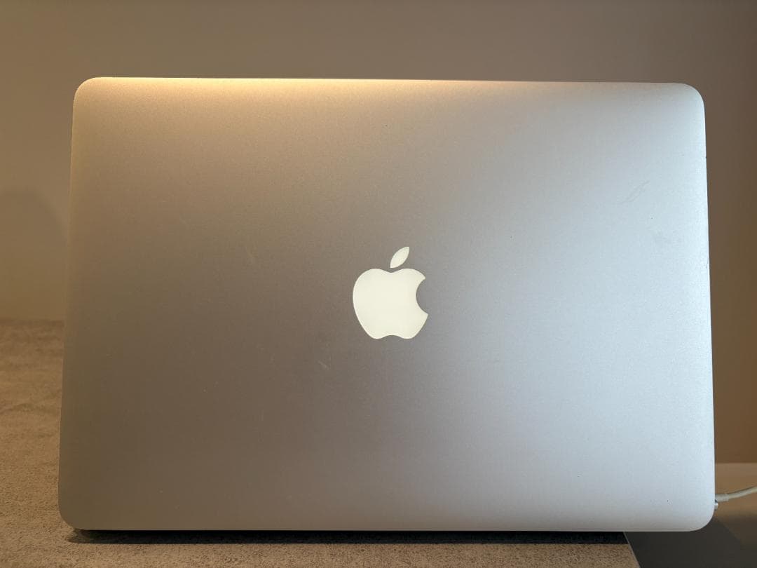 Early2014_Apple_MacBook Air 6,2_13.3インチ