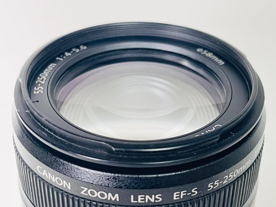 美品☘️Canon キャノン EF-S 55-250mm f4-5.6 IS