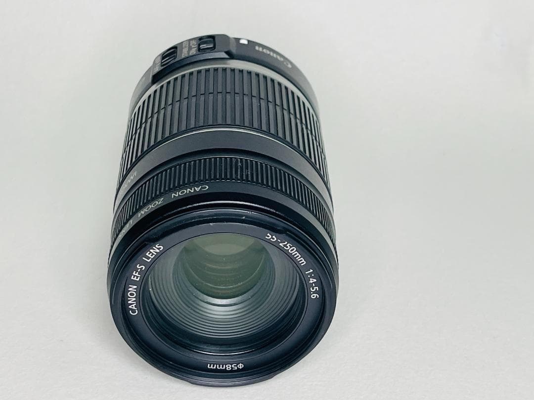 美品☘️Canon キャノン EF-S 55-250mm f4-5.6 IS