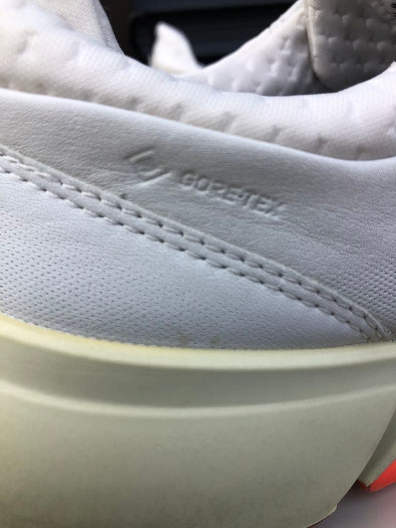 325番超美品ECCO XTENCAゴルフシューズ38 24.0cmスパイクレス