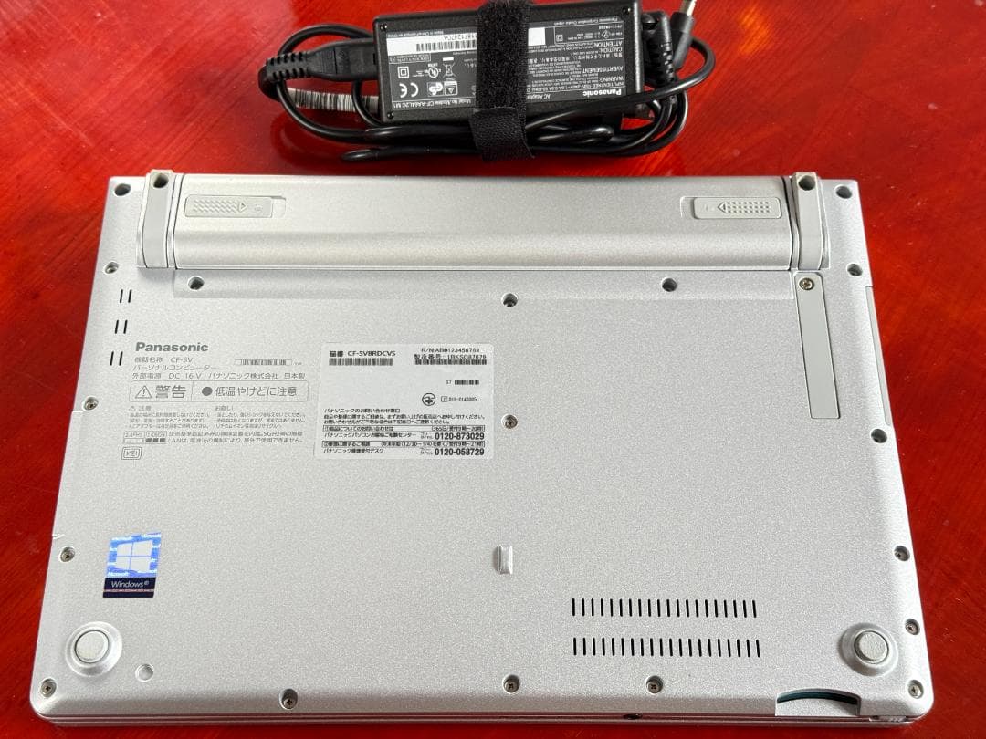 Panasonic Let’s note CF-SV8 Windows11