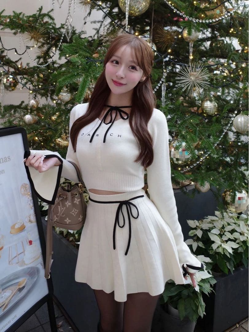 新品タグ付 ダーリッチ ウエストオープンリボンデザインニットミニワンピース F