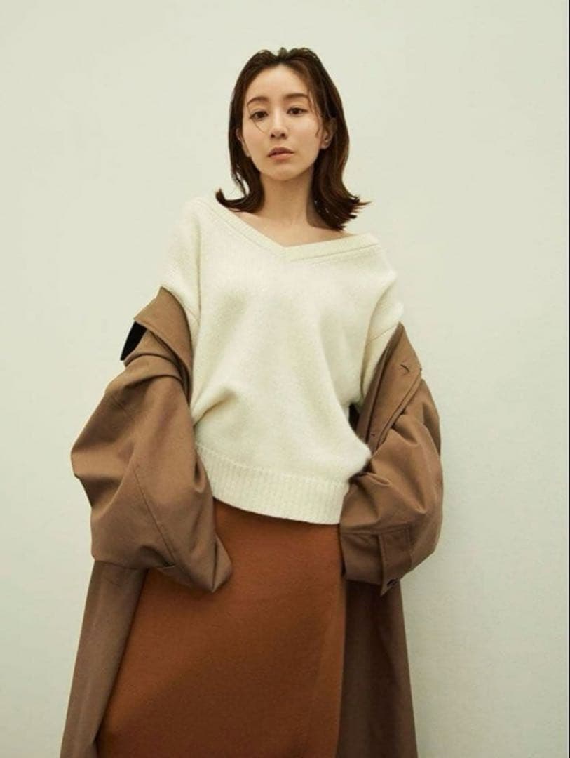 田中みな実 × CLANE V NECK KNIT TOPS サイズ2