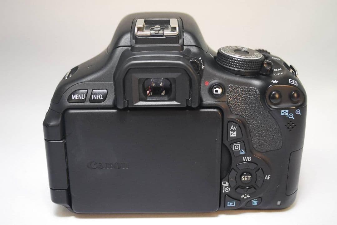 ❤️超美品❤️CANON KISS X5 一眼レフカメラ 手ブレ補正 初心者