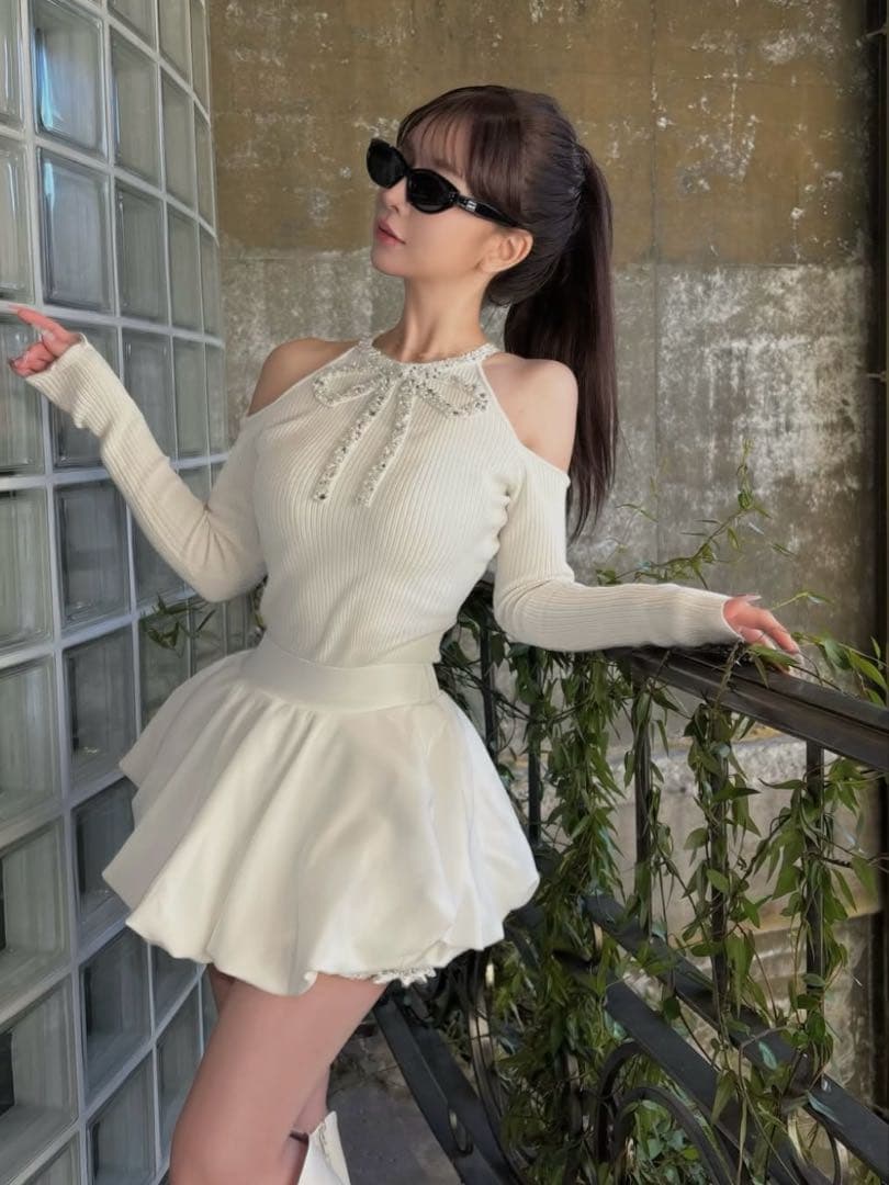 新品・未開封♡Darich♡リボンビジューアメスリニットトップス　IVO