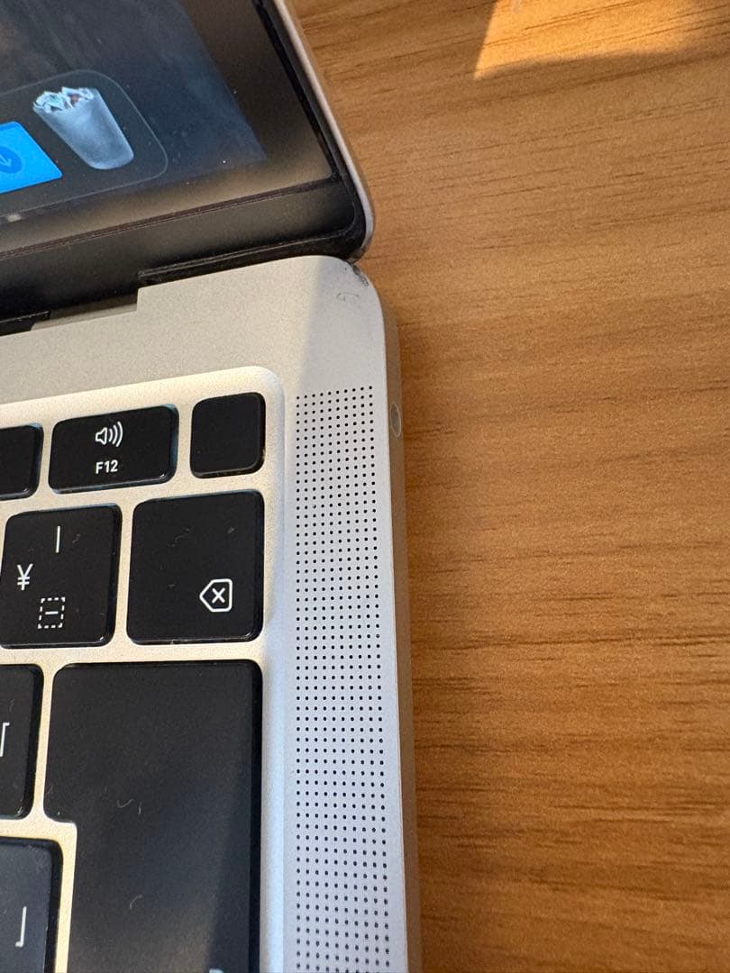 MacBook Air 2020 メモリ16GB core i5