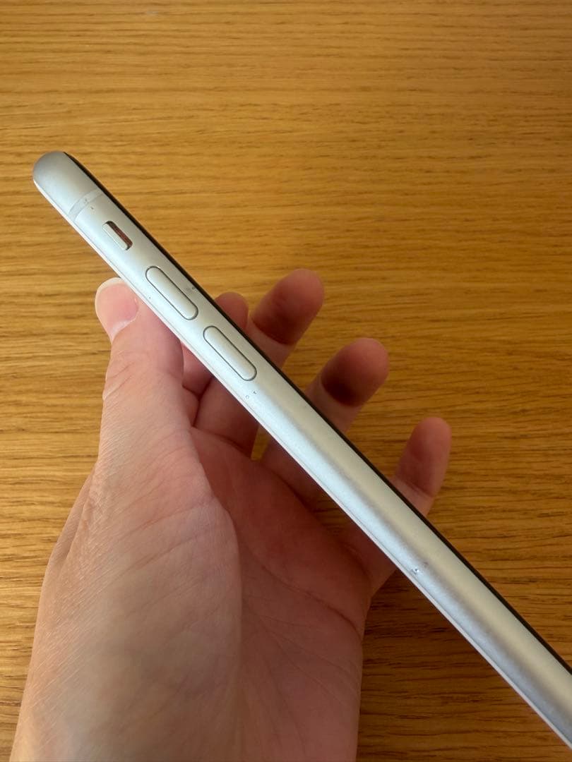 Apple iPhone XR 128GB ホワイト