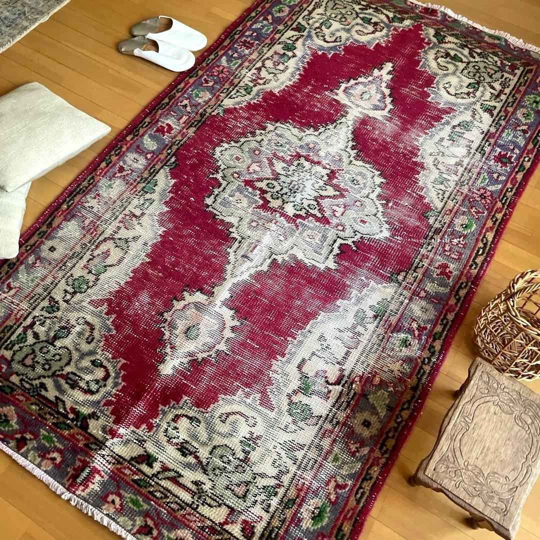 112×195 ワインカラー メダリオン　擦れシャビー　トルコヴィンテージラグ