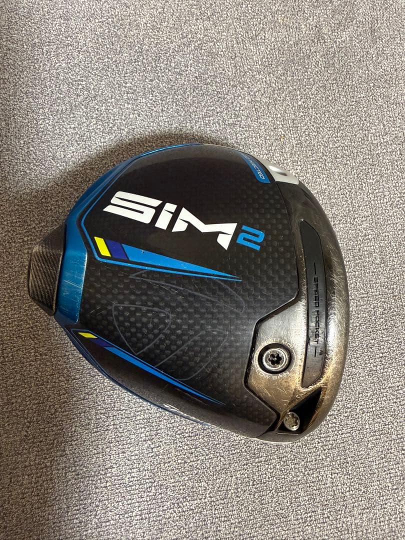 テーラーメイド　SIM２　ヘッドカバー付　右打