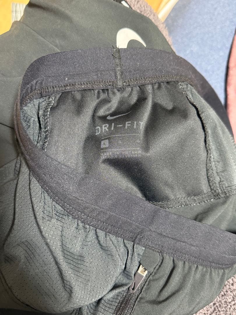 エアロスイフト　パンツ　Lサイズ