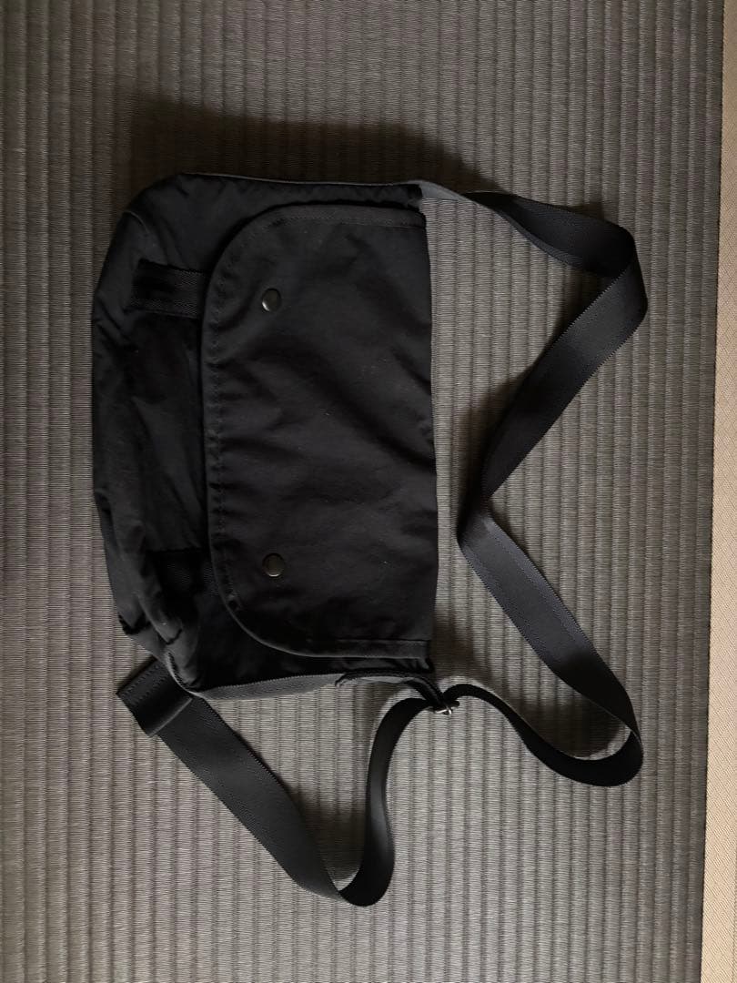 バッグ MHL/POTR WORN NYLON OXFORD