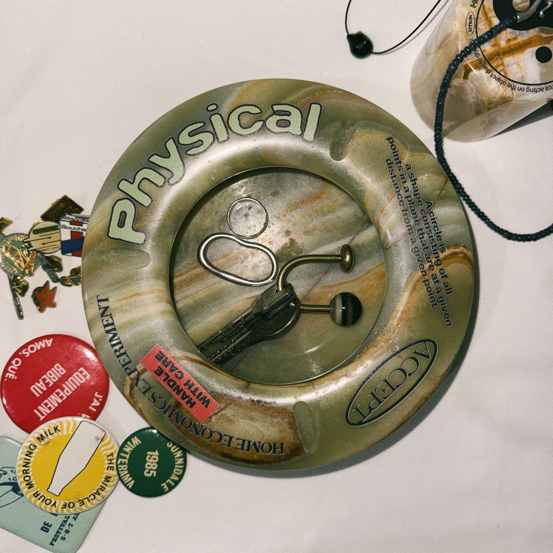  ECONOMICS EXPERIMENT ashtray 灰皿