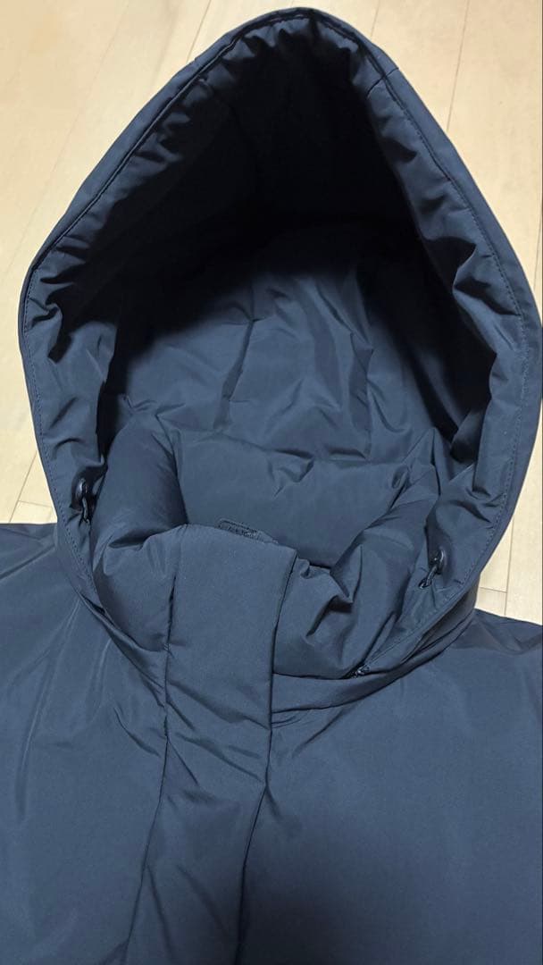 ほぼ未使用　ユニクロ　UNIQLO ハイブリッドダウンコート　黒　Ｍ