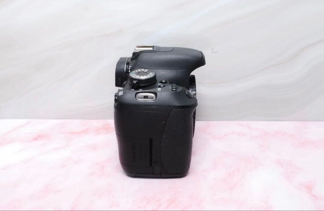 入門機に✨Canon EOS Kiss X5✨標準レンズカメラ✨一眼レフ