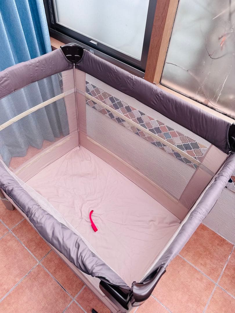 ほぼ新品Aprica アップリカ ココネル エアー ココアブラウン ベビーベッド